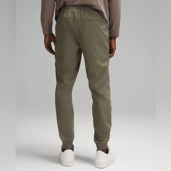 Lululemon athletica ABC Jogger color army green men’s size xs s L XL - Picture 3 of 10
